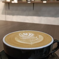 Снимок сделан в Compound Coffee Co. пользователем Food ^_* Diva 9/30/2022