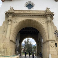 Photo taken at Santa Barbara Courthouse by Ratchanon K. on 12/26/2022