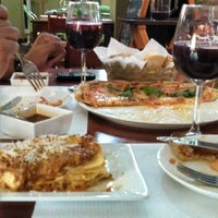 10/26/2014 tarihinde Sara V.ziyaretçi tarafından Restaurante italiano Epicuro'de çekilen fotoğraf