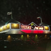 Photo taken at Texas Roadhouse by Chuck B. on 2/9/2013