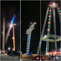 รูปภาพถ่ายที่ Zero Gravity Thrill Amusement Park โดย Michael S. เมื่อ 8/4/2013