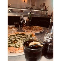 Photo taken at Solo Pizza Napulitana by Itsaltaf93 on 9/1/2023