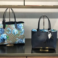 gucci la roca village outlet