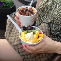Photo taken at Pinkberry by Olesya A. on 6/1/2013