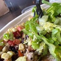 Photo taken at Chipotle Mexican Grill by Trebor B. on 9/4/2022
