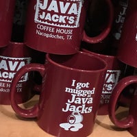 รูปภาพถ่ายที่ Java Jacks Coffee House โดย Trebor B. เมื่อ 3/17/2018