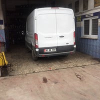 Das Foto wurde bei A.C. Aksan Auto reparatur service von Hüseyinnn am 3/9/2017 aufgenommen