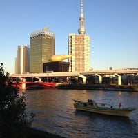 Photo taken at Khaosan Tokyo Original by Kwangjae P. on 11/16/2012