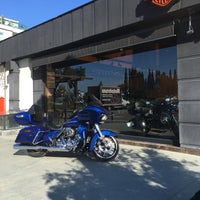 12/7/2019 tarihinde Gökhan A.ziyaretçi tarafından Harley-Davidson ® Antalya'de çekilen fotoğraf