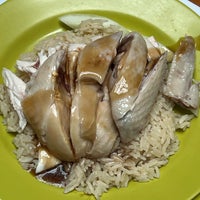 Photo taken at Tian Tian Hainanese Chicken Rice by sinsuky &amp;. on 3/20/2024