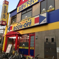 Photo taken at BOOKOFF 桜上水駅前店 by jazzwalker on 8/1/2013