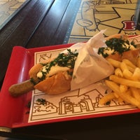 Photo taken at Pugg Hot Dog Gourmet by Alice D. on 10/11/2015