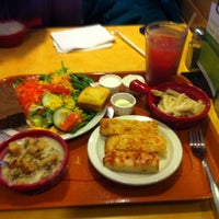 Photo taken at Sweet Tomatoes by Edward H. on 12/28/2012