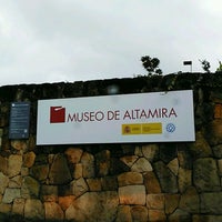 Foto tirada no(a) Museo de Altamira por Alejandro V. em 1/13/2017
