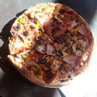 10/7/2019 tarihinde Trim K.ziyaretçi tarafından Pie Five Pizza'de çekilen fotoğraf