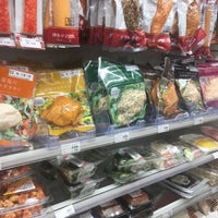 ファミリーマート 金山駅東口店 伊勢山 中区金山4 6 25