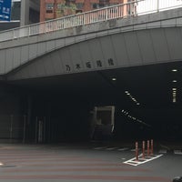 Photo taken at 乃木坂陸橋 by Taku 目. on 5/3/2020