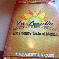Foto tomada en La Parrilla Mexican Restaurant  por Josh V. el 3/14/2013