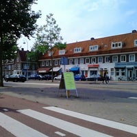 Photo taken at Vishandel De Zeemeeuw by Elena F. on 8/29/2013