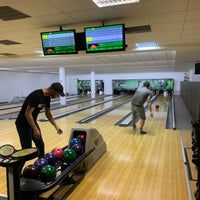 Foto tirada no(a) X Bowling Žižkov por Progresor em 8/17/2022