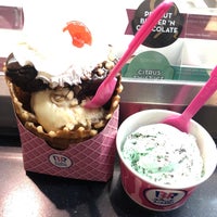 Photo taken at Baskin-Robbins by Kenneth James L. on 2/4/2018