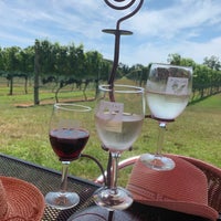 Photo taken at Willow Creek Winery by Whelan M. on 8/24/2022