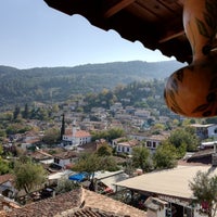 Das Foto wurde bei Zeytinli Konak von Kutsal G. am 11/19/2019 aufgenommen