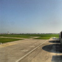 รูปภาพถ่ายที่ Aeroporto Di Fano โดย Aeroporto di Fano L. เมื่อ 4/24/2013