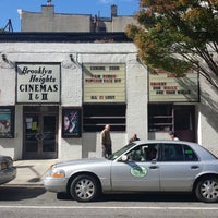 Foto tirada no(a) Brooklyn Heights Cinema por Nick M. em 10/15/2013