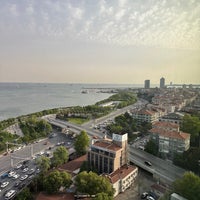 Photo taken at Hilton Istanbul Bakırköy by Yıldırım Ş. on 5/17/2024