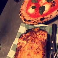 9/28/2017 tarihinde Ghada A.ziyaretçi tarafından Pizza East'de çekilen fotoğraf