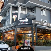 รูปภาพถ่ายที่ Cappello Caffe โดย Cappello Caffe เมื่อ 1/28/2018