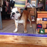 6/21/2014 tarihinde Richie S.ziyaretçi tarafından Duke &amp;amp; Winston Flagship Store'de çekilen fotoğraf