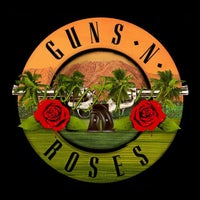 Photo taken at Guns N&amp;#39; Roses by Angeles H. on 4/21/2016