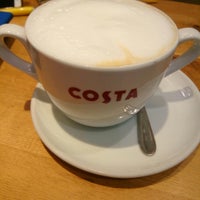 Photo taken at Costa Coffee by Ondřej on 6/23/2018