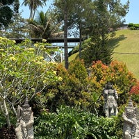 Photo taken at Tirta Empul Temple by Fatima ا. on 10/22/2023