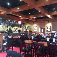 รูปภาพถ่ายที่ Pei Wei โดย DJ Knowledge เมื่อ 12/2/2012