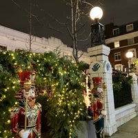 รูปภาพถ่ายที่ Bluebird Chelsea โดย T T. เมื่อ 12/17/2023