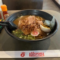 Photo taken at Johnny Noodle King by Simone W. on 8/7/2022