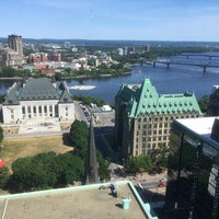 Photo taken at Ottawa Marriott Hotel by Caitlin C. on 7/8/2018