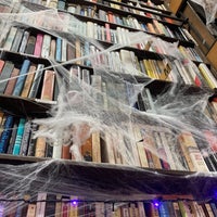 Photo taken at Westsider Rare &amp;amp; Used Books Inc. by Caitlin C. on 10/28/2021
