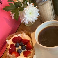 Photo taken at Le Pain Quotidien by Fatimah A. on 7/30/2019