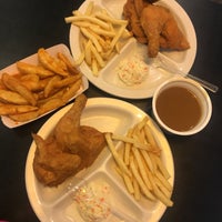 Photo taken at Arnold&amp;#39;s Fried Chicken by Kathleen P. on 3/21/2018