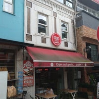 Photo taken at Ciğerci Çengelköy by Ömer S. on 6/18/2023