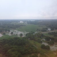 Photo taken at Aeropuerto Internacional de Villahermosa C.P.A. Carlos Rovirosa Pérez (VSA) by Julio E. on 1/4/2016