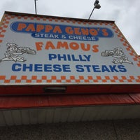 Photo taken at Pappa Geno&amp;#39;s Steak &amp;amp; Cheese by Willie F. on 1/6/2017