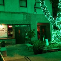 Foto tirada no(a) Green Oaks Tavern por Willie F. em 12/24/2018