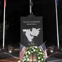 Photo taken at Fallen Warriors Memorial by Veronica D. on 3/16/2018