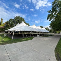 Foto tirada no(a) University Of Michigan Alumni Association por Mike B. em 9/24/2022