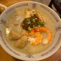 3/16/2024 tarihinde Amy E.ziyaretçi tarafından Wok Wok Southeast Asian Kitchen'de çekilen fotoğraf